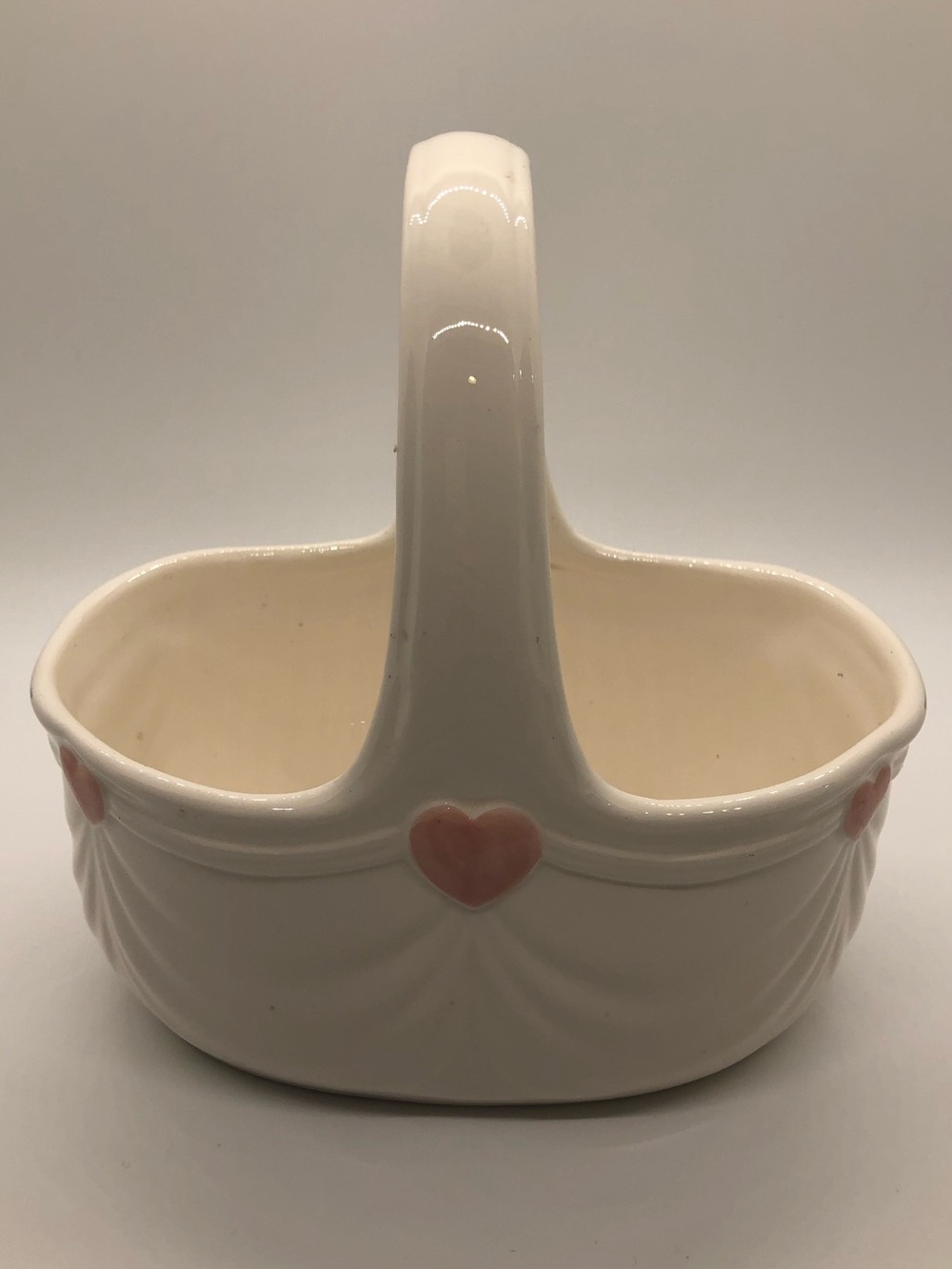 1985 FTD Japan Cream Ceramic Basket/Planter with Pink Heart Accents